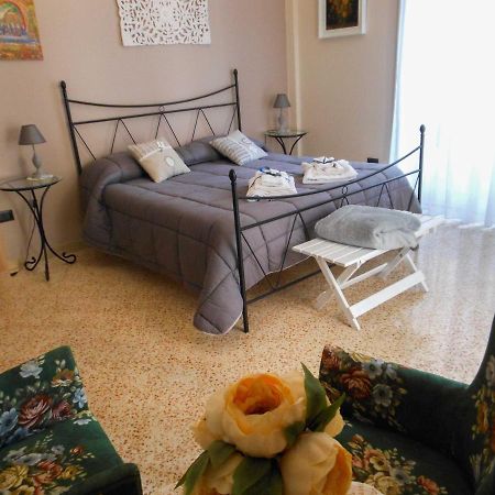 Salerno Centraal Apartment Exterior photo