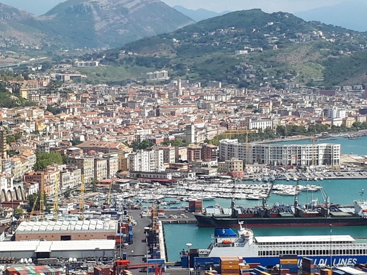 Salerno Centraal Apartment Exterior photo