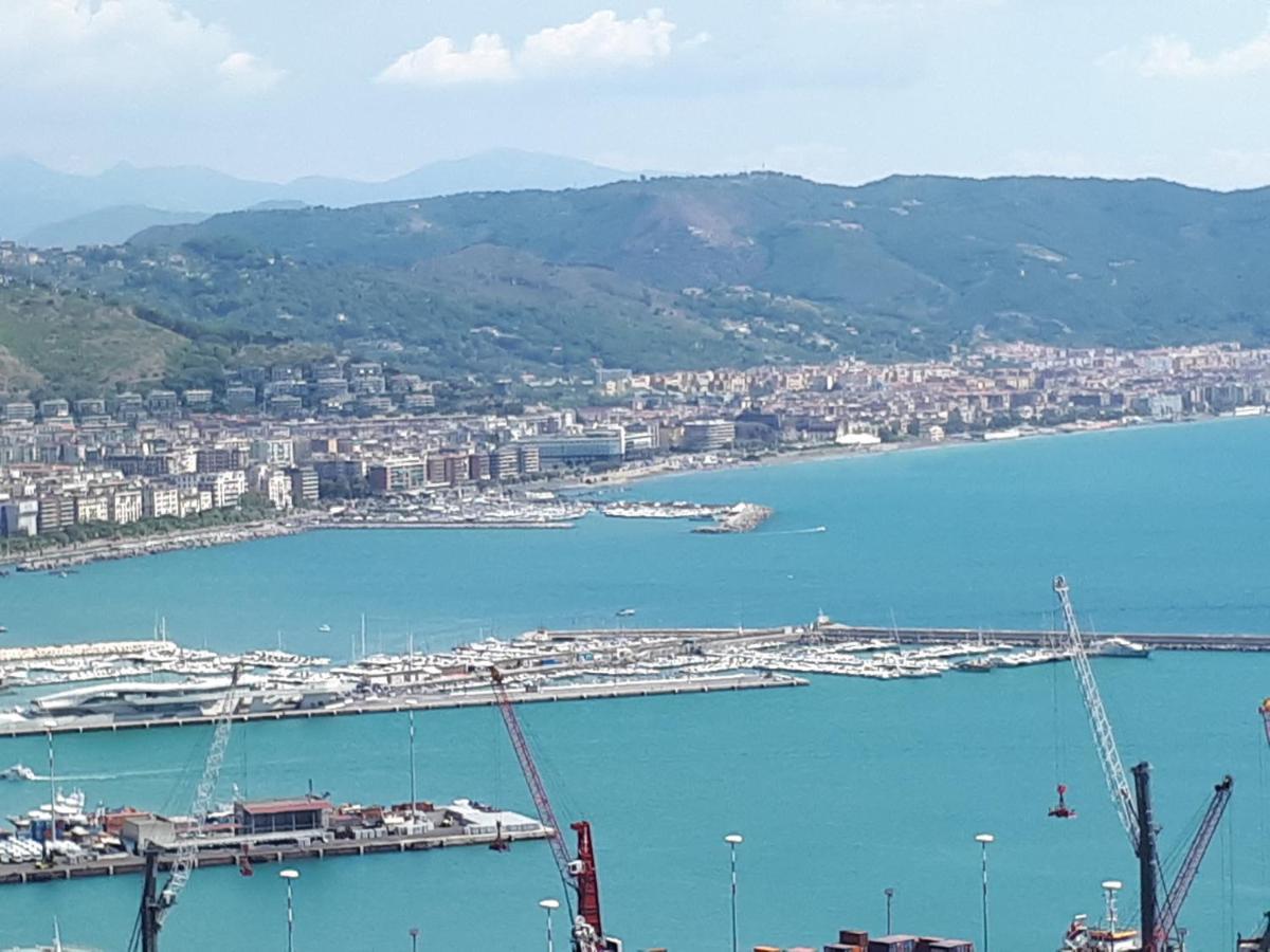 Salerno Centraal Apartment Exterior photo