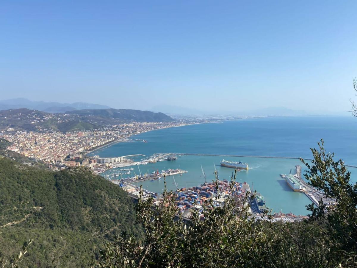 Salerno Centraal Apartment Exterior photo