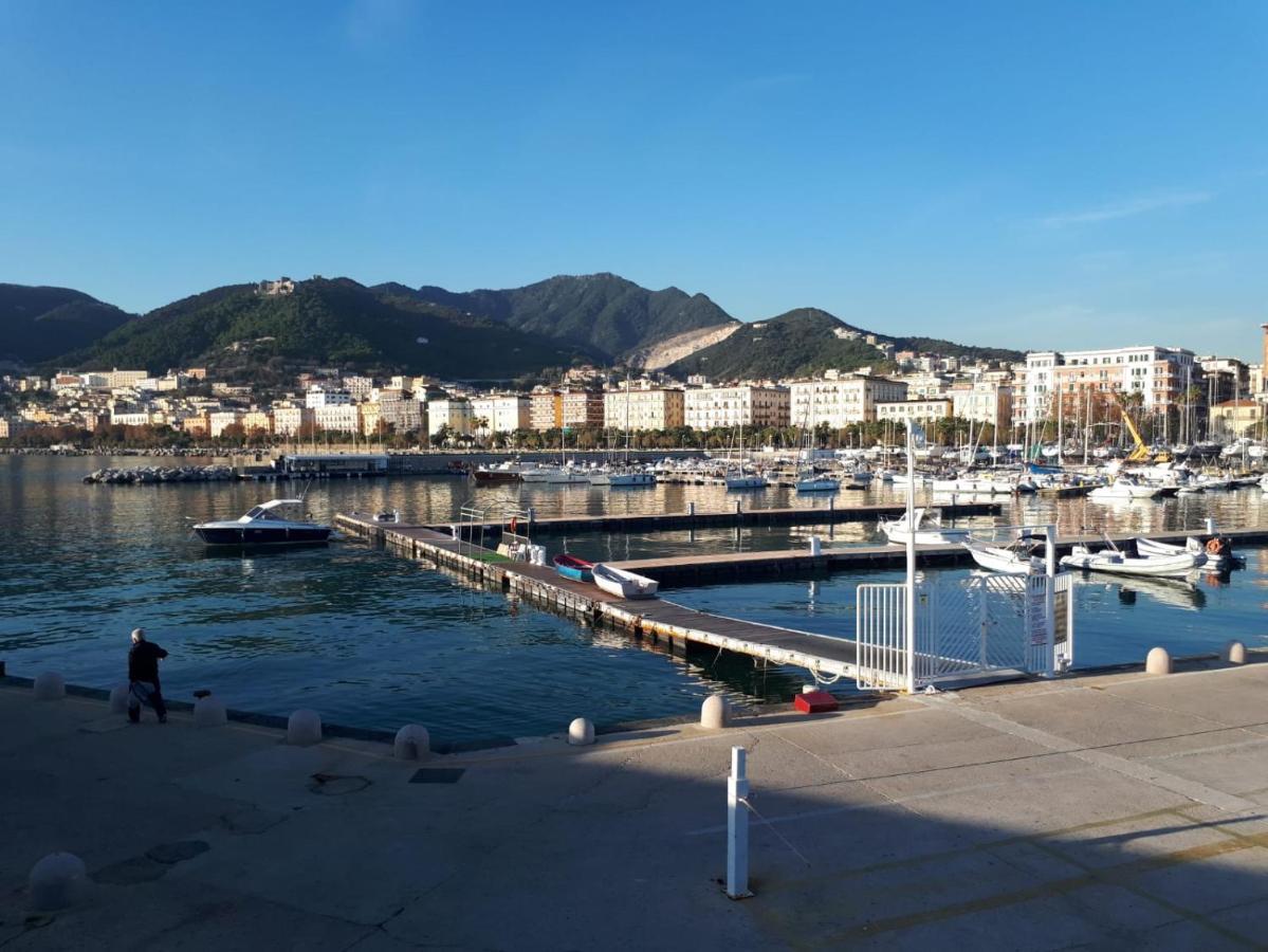 Salerno Centraal Apartment Exterior photo