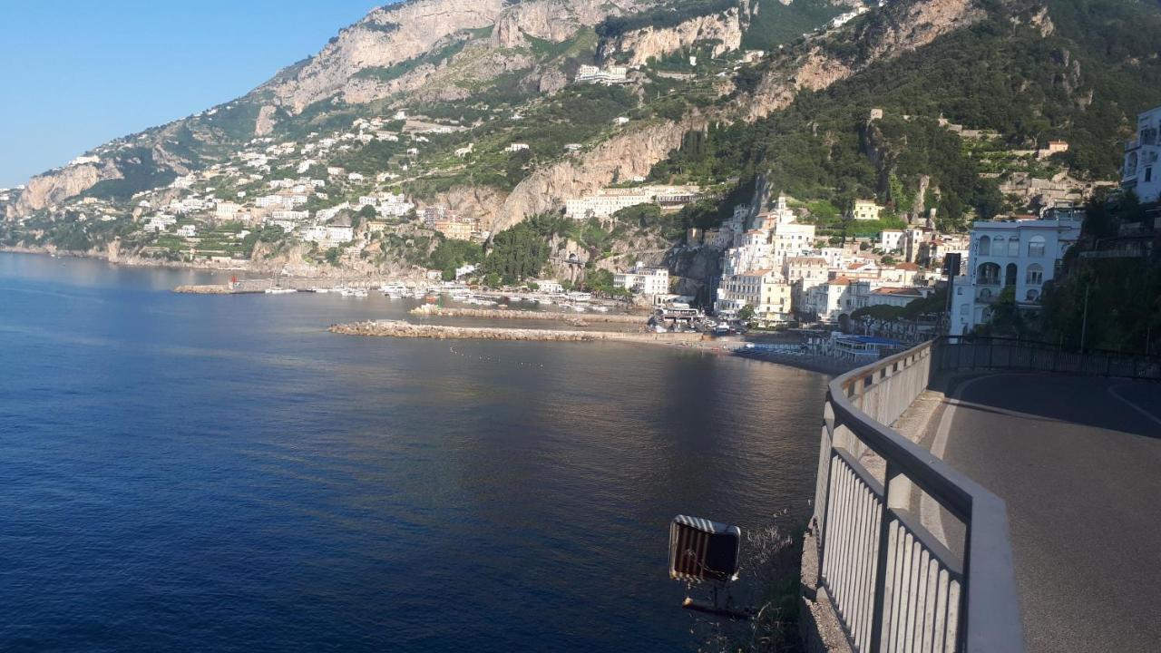 Salerno Centraal Apartment Exterior photo