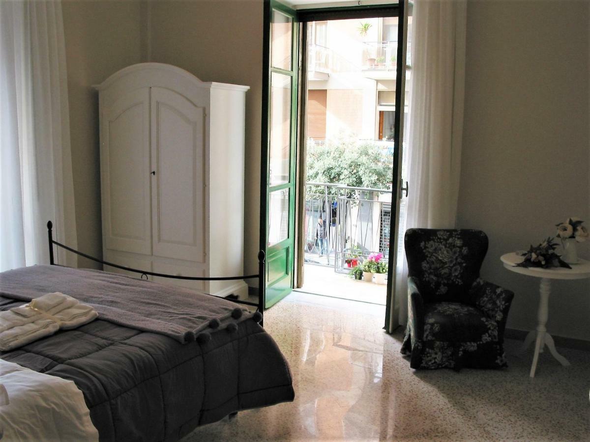Salerno Centraal Apartment Exterior photo